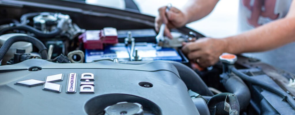 Mitsubishi Brake Service Oil Change Service & Air Conditioner Recharge Service